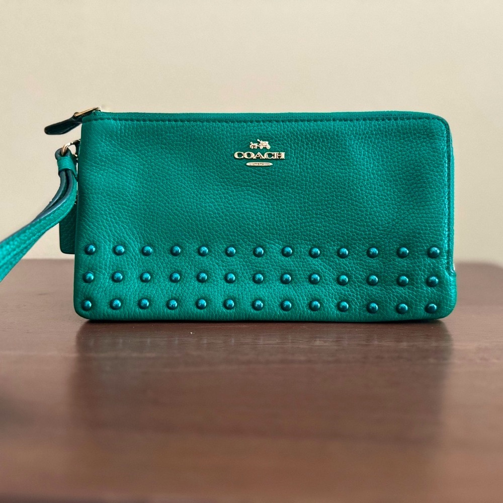 Coach Green Leather Wristlet